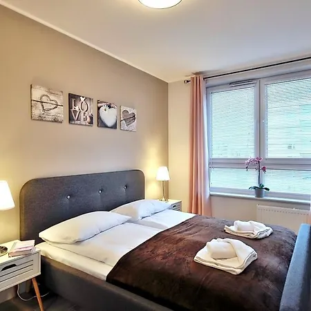 Apartament W Centrum Kolobrzegu Z Widokiem Na Rzeke Wyspa Solna *