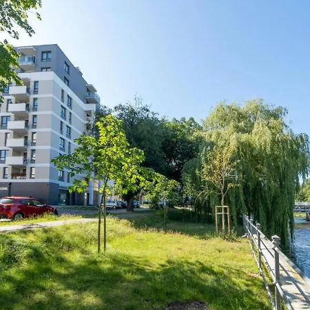 Apartament W Centrum Kolobrzegu Z Widokiem Na Rzeke Wyspa Solna Apartment *